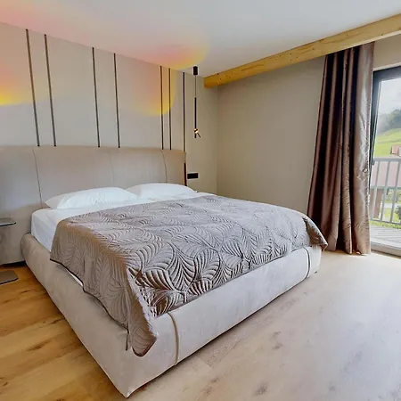 Apartment Here Living