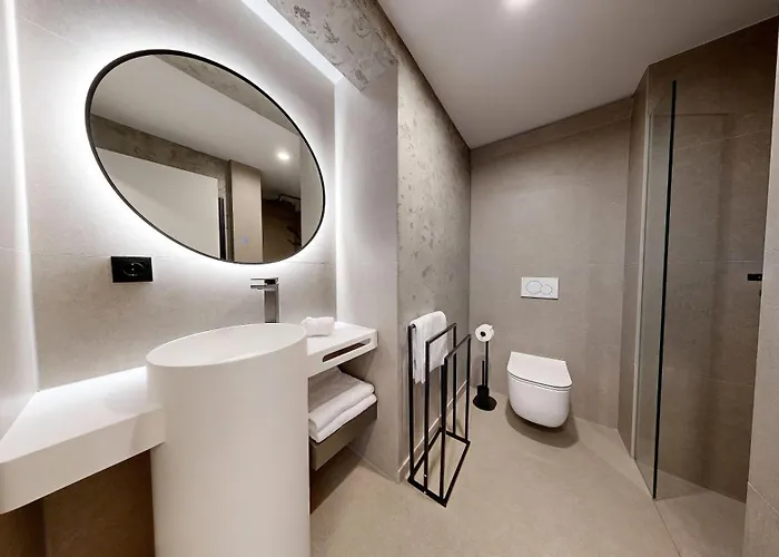 Here Living Διαμέρισμα *